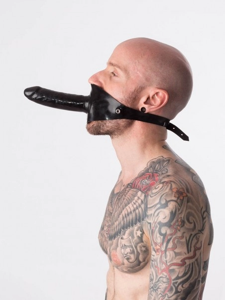 Rubber Fetish Baillon Gode Latex 2 Rubber Fetish Baillon Gode Latex – Image 2
