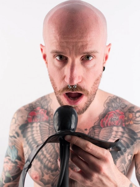 Rubber Fetish Baillon Tube Gonflable Avec Sangle Latex 3 Rubber Fetish Baillon Tube Gonflable Avec Sangle Latex – Image 3