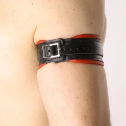 Bruthal Gear Brassard Boucle Cuir -Pas Cher Vestiaire Fetish Magasin brassard boucle cuir 16