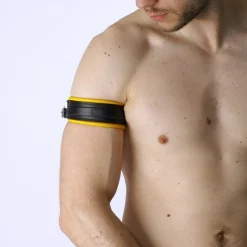 Bruthal Gear Brassard Boucle Cuir -Pas Cher Vestiaire Fetish Magasin brassard boucle cuir 2