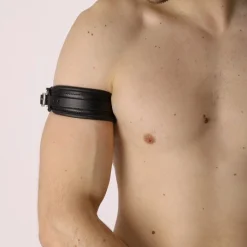 Bruthal Gear Brassard Boucle Cuir -Pas Cher Vestiaire Fetish Magasin brassard boucle cuir 23