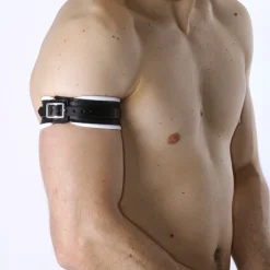 Bruthal Gear Brassard Boucle Cuir 7 Bruthal Gear Brassard Boucle Cuir -Pas Cher Vestiaire Fetish Magasin brassard boucle cuir 27