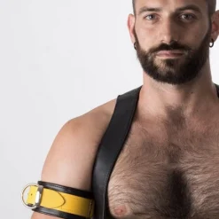 RoB Accessoires Brassard Cuir Boucle Piss 8 RoB Accessoires Brassard Cuir Boucle Piss -Pas Cher Vestiaire Fetish Magasin brassard cuir boucle piss 3