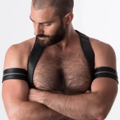 RoB Accessoires Brassard Large Ajustable Pressions 14 RoB Accessoires Brassard Large Ajustable Pressions -Pas Cher Vestiaire Fetish Magasin brassard large ajustable pressions 30