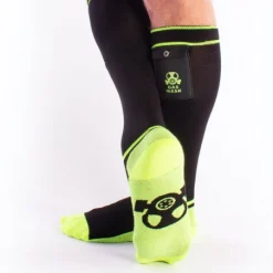 Brutus Chaussettes Hautes Party Socks Gas Mask (plusieurs Coloris) -Pas Cher Vestiaire Fetish Magasin chaussettes hautes party socks mask plusieurs coloris 2