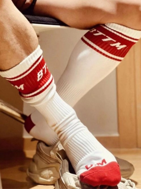 Chaussettes Hautes Sexy (plusieurs Couleurs) 1 Chaussettes Hautes Sexy (plusieurs Couleurs)