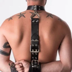 RoB Accessoires Collier Et Menottes De Contraintes Cuir -Pas Cher Vestiaire Fetish Magasin collier et menottes de contraintes cuir 2