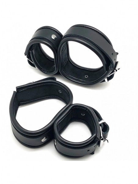 The Red Double Menottes Poignets Et Chevilles 5 The Red Double Menottes Poignets Et Chevilles – Image 5