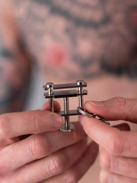 Autres Pinces à Seins Presse Réglables 1 Autres Pinces à Seins Presse Réglables