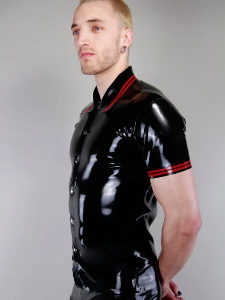 Polo En Latex à Bandes Rouges - Latex 101 3 Polo En Latex à Bandes Rouges - Latex 101 – Image 3