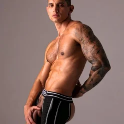 Locker Gear Short Chaps Watch It Hard -Pas Cher Vestiaire Fetish Magasin short locker gear fetish 3